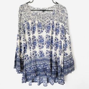American eagle floral top